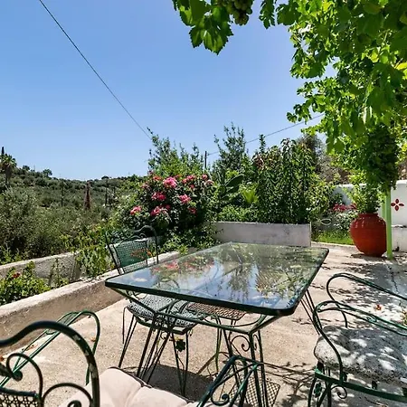 Holiday home The Olive Yard House In *